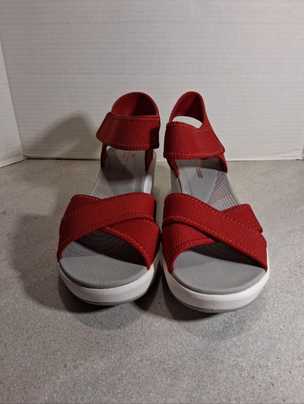 Clarks Cloud Stepoers Red Wedge Herl Sandals Woman's Sz. 7.5 NIB - Picture 2 of 10